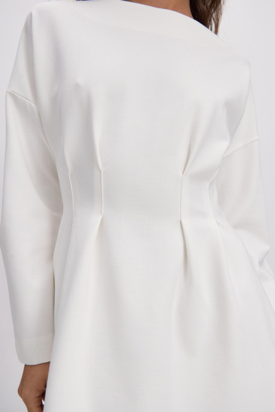 Платье мини приталенного силуэта (молочный) (M) 