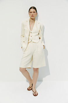 Шорты из фактурной ткани