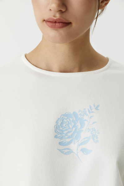 Лонгслив укороченный с цветочным принтом (белый) (XS) 