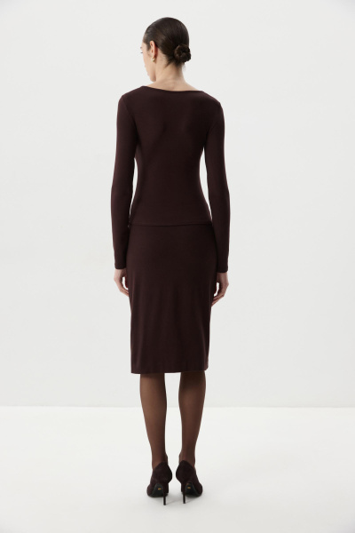 Лонгслив с декоративным элементом (Шоколадный) (M) 