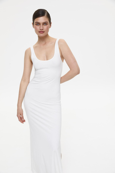 Платье макси трикотажное облегающего силуэта (M, молочный) 2207