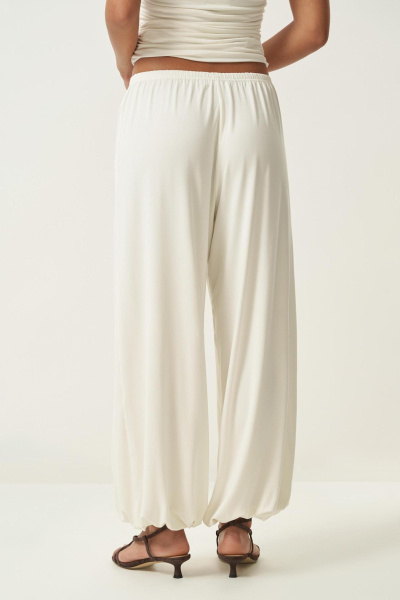 Джоггеры из вискозы (ванильный) (M/L)