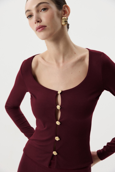Лонгслив с декоративными пуговицами (Винный) (M) 