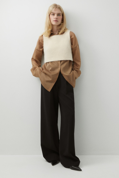 Жилет из пушистой пряжи (светло-бежевый) (XS/S)