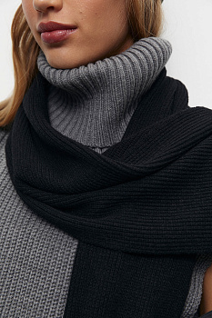 Шарф вязаный из вискозы