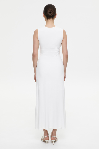 Платье с декоративной деталью с драпировкой (M, молочный) 2207