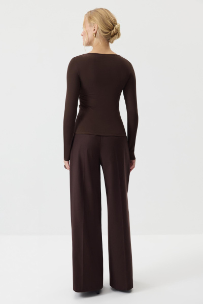 Лонгслив с декоративным узлом  (горький шоколад) (M) 