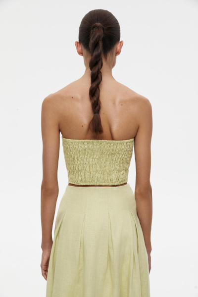 Топ с декоративным цветком изо льна (S, яблочный) 2871