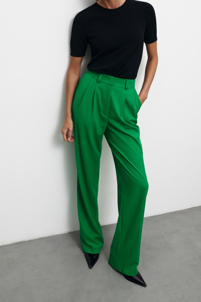 Брюки широкие с защипами (травяной) (L) 