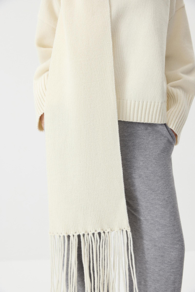 Шарф из шерсти мериноса с бахромой (Ванильный) (one size) 