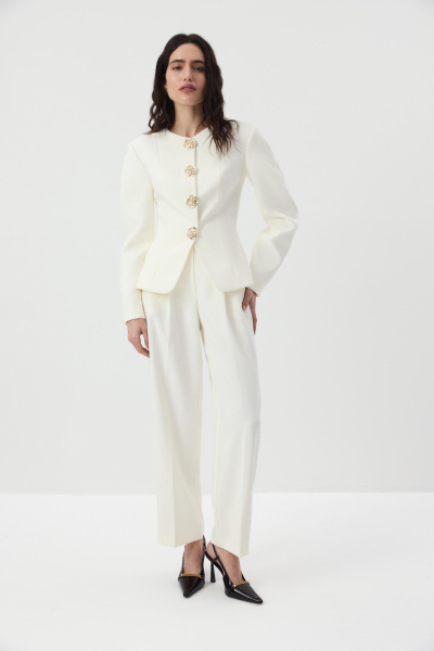 Жакет О-силуэта приталенный  (Молочный) (M) 