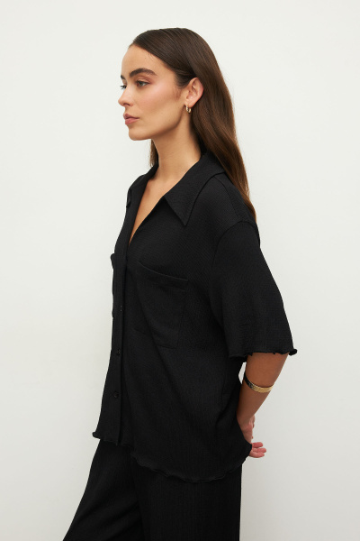 Рубашка с коротким рукавом из фактурной ткани (M/L, черный) 2159