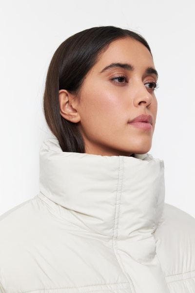 Куртка укороченная утепленная/ Women's short padded jacket (XS, молочный/milk) 