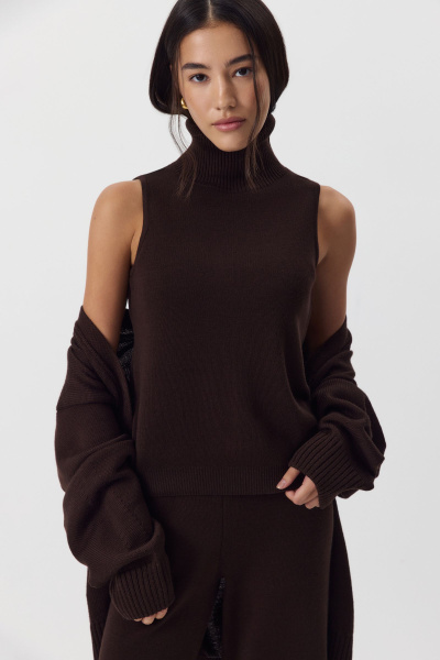 Топ с воротником-стойкой вязаный с  шерстью (шоколадный) (M) 