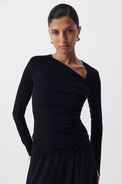 Лонгслив с асимметричной горловиной (черный) (XS) 