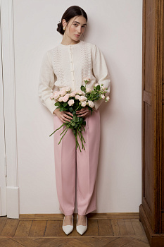 Кардиган с декоративным узором (молочный)