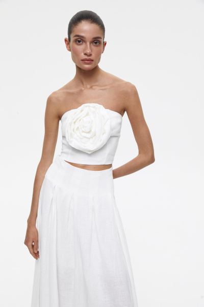 Топ с декоративным цветком изо льна (L, молочный)