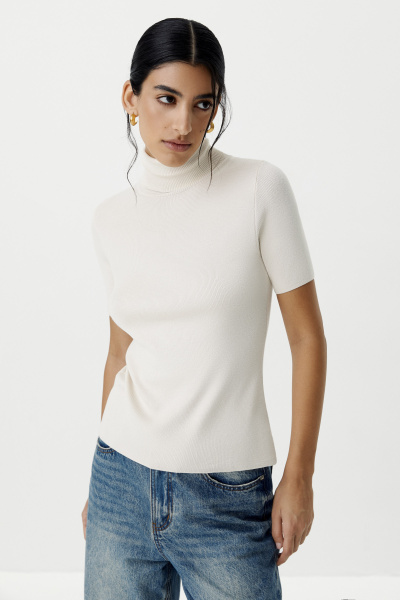 Футболка вязаная с воротником-стойкой (кремовый) (L) 