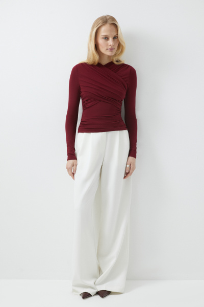Лонгслив с драпированной деталью на груди (бордовый) (XS) 