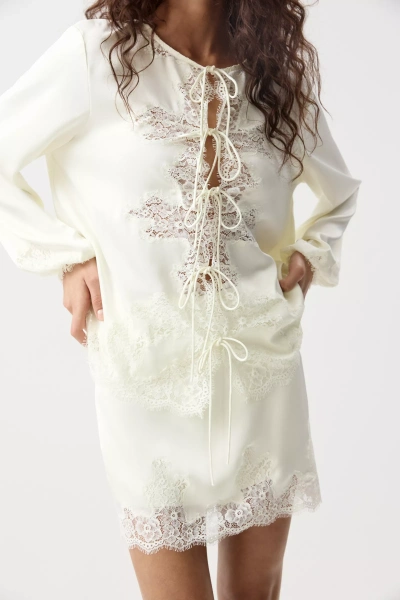 Блуза с кружевной отделкой (Молочный) (M/L) 