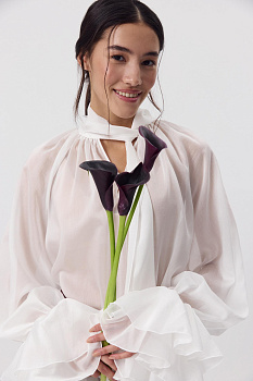 Блуза с бантом из тенсела (белый)