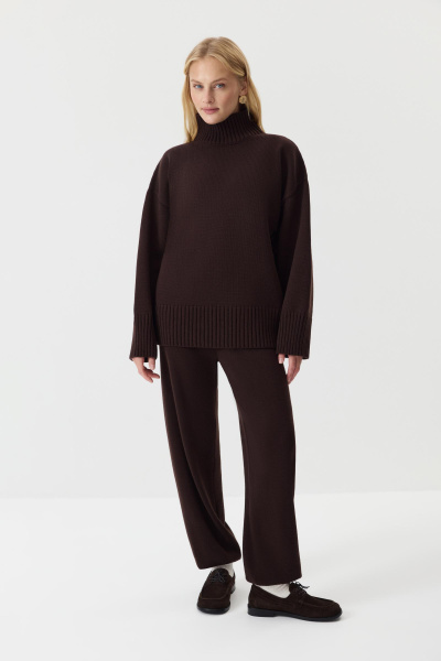 Свитер со стойкой из шерсти мериноса  (Шоколадный) (one size) 