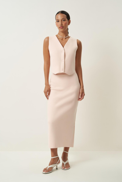 Жилет вязаный в классическом стиле (кремовый) (M) 