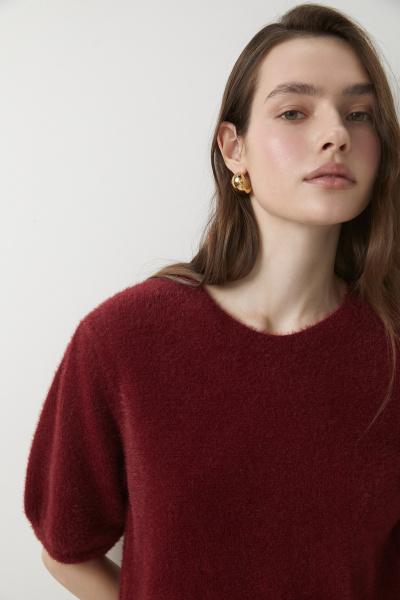 Джемпер с рукавами буфами из пушистой пряжи (бордовый) (M/L) 