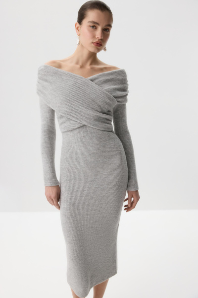 Платье вязаное с драпировкой на груди (Серый меланж) (S) 